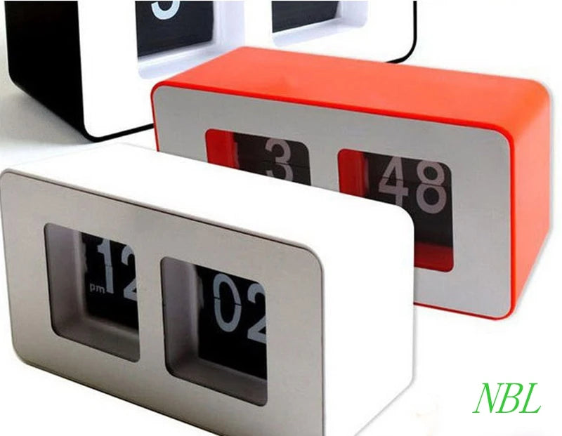 Desk Clock Classic